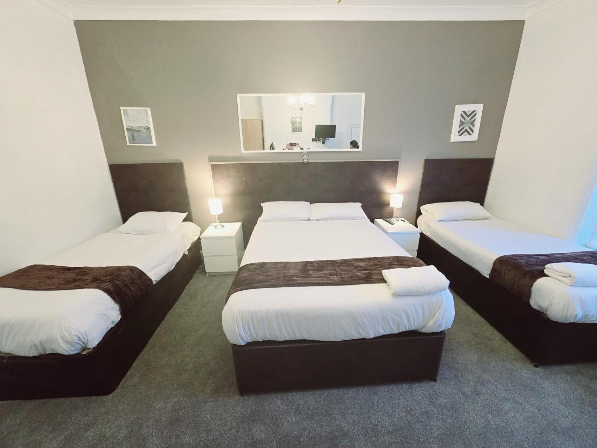 Kingswood Hotel Maidenhead Buitenkant foto