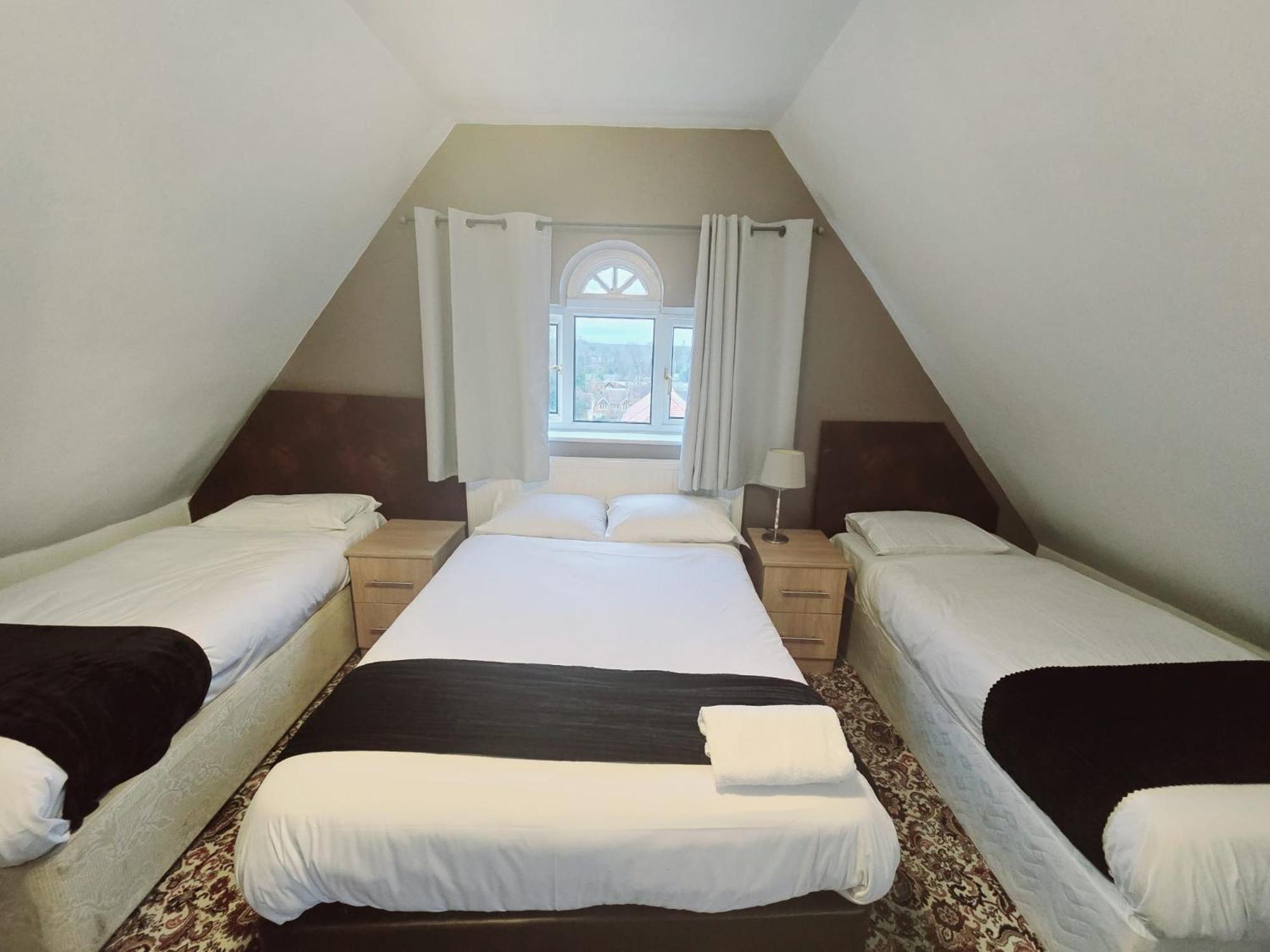 Kingswood Hotel Maidenhead Buitenkant foto