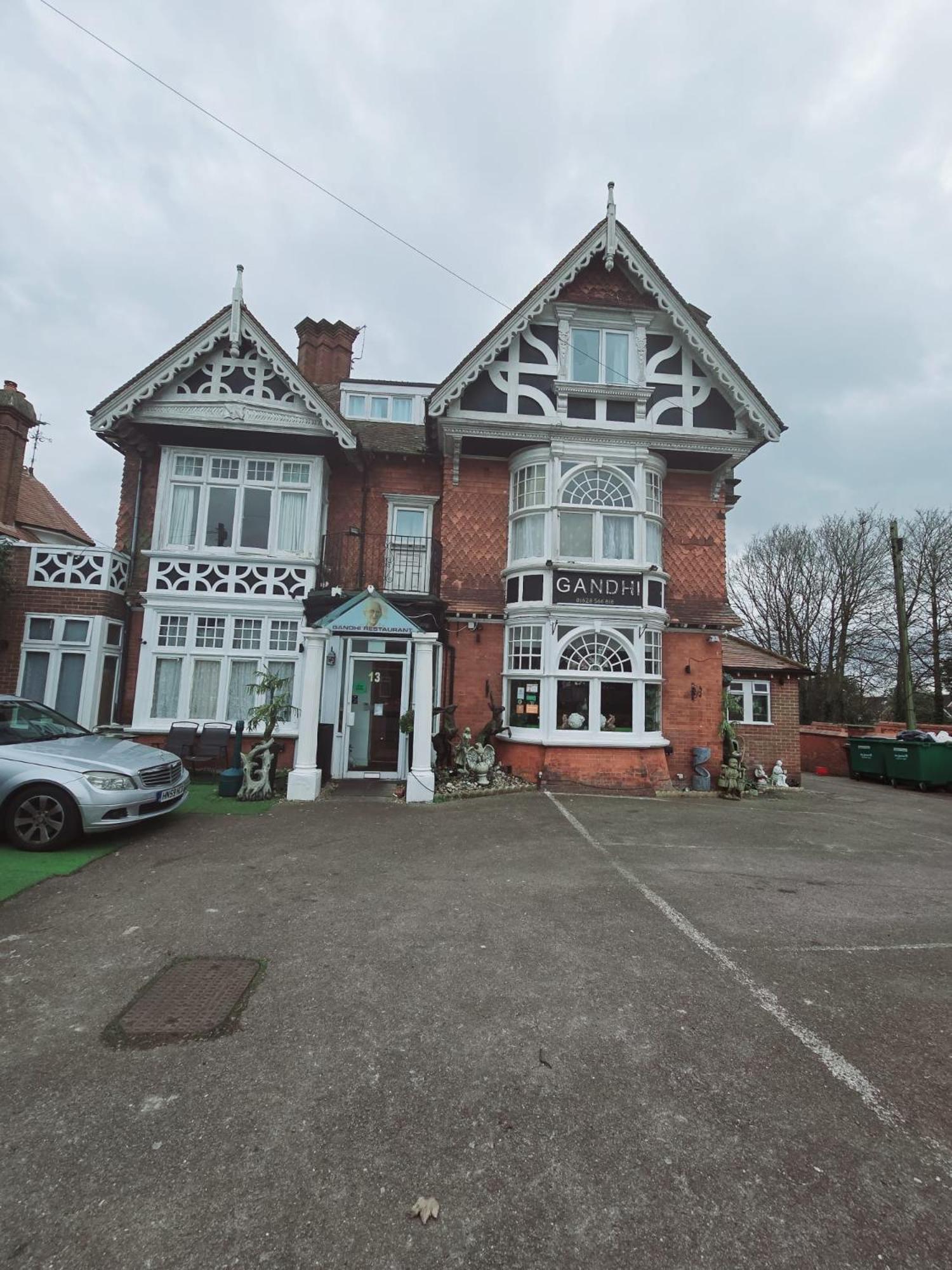 Kingswood Hotel Maidenhead Buitenkant foto
